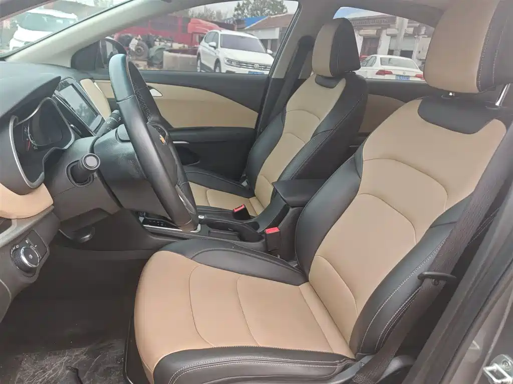 Chevrolet Monza 2020 320 Auto Comfort Edition фото 15