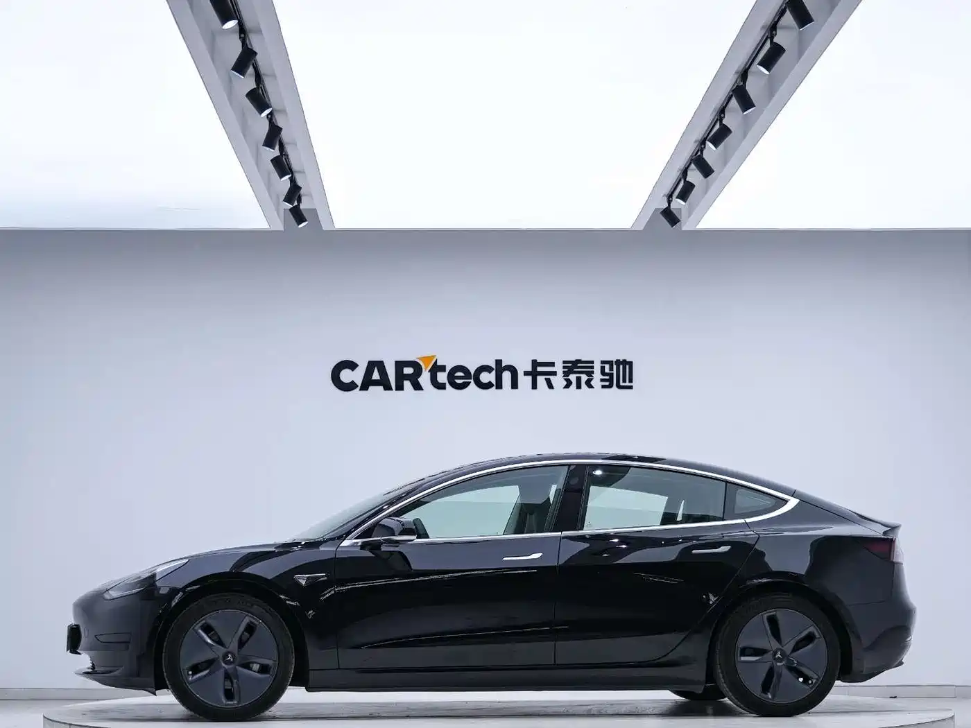 Tesla Model 3 2020 2020 Standard Range Rear-Wheel Drive Upgrade