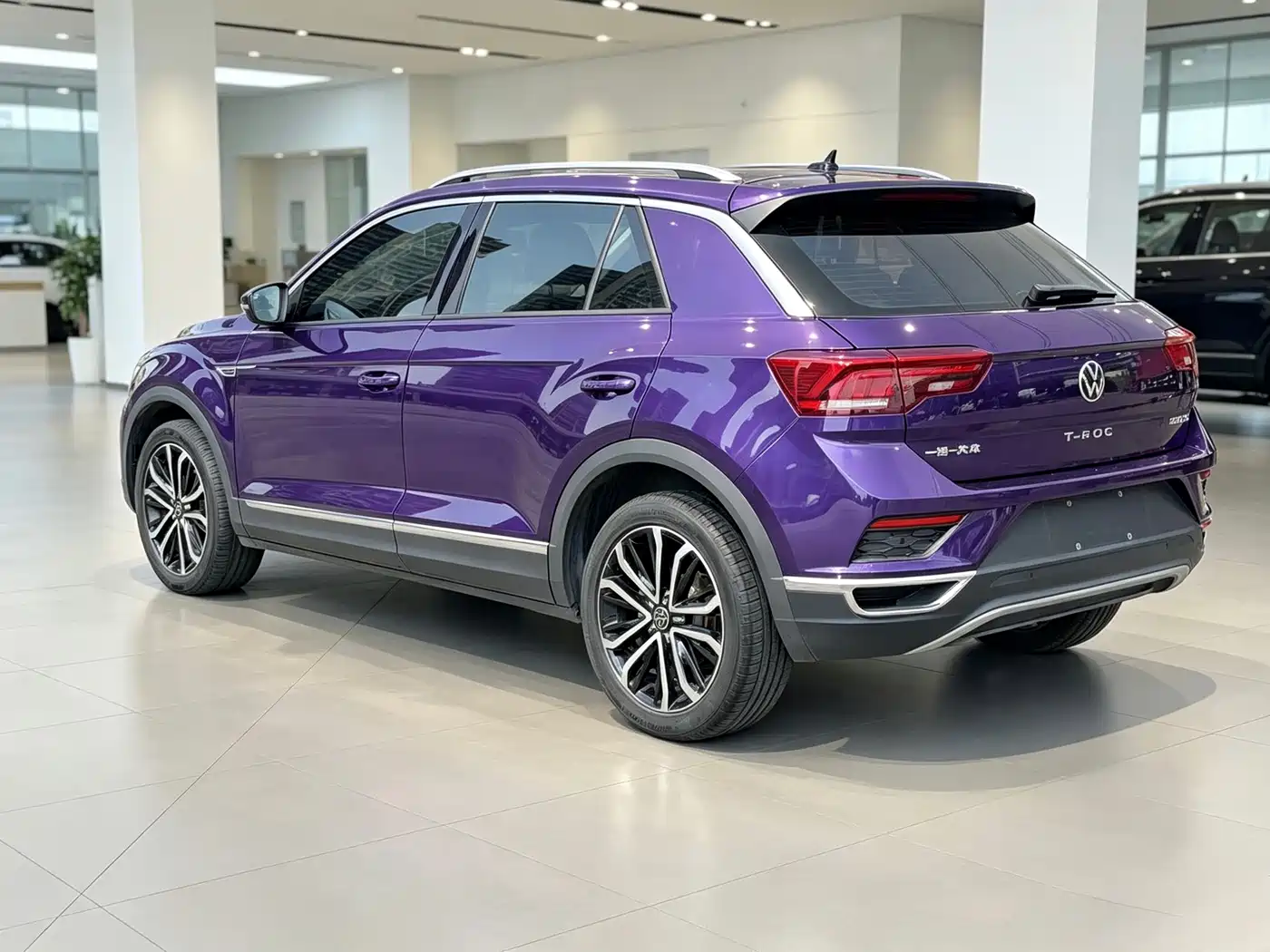 Photo 6 - Volkswagen T-ROC
