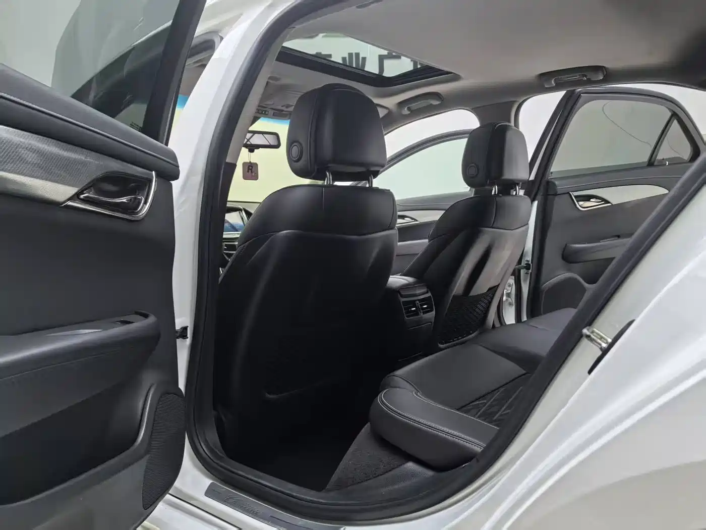 Cadillac ATS-L 2017 28T Technology фото 12