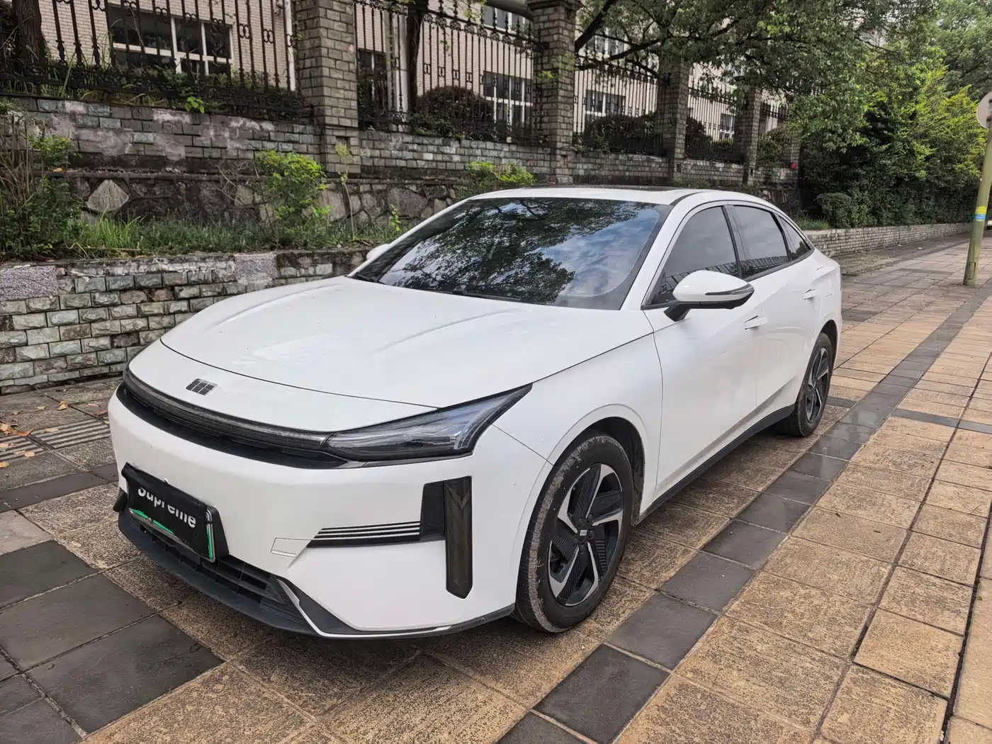  Geely Galaxy Galaxy L6 2024 60km PLUS Soaring Dragon Edition