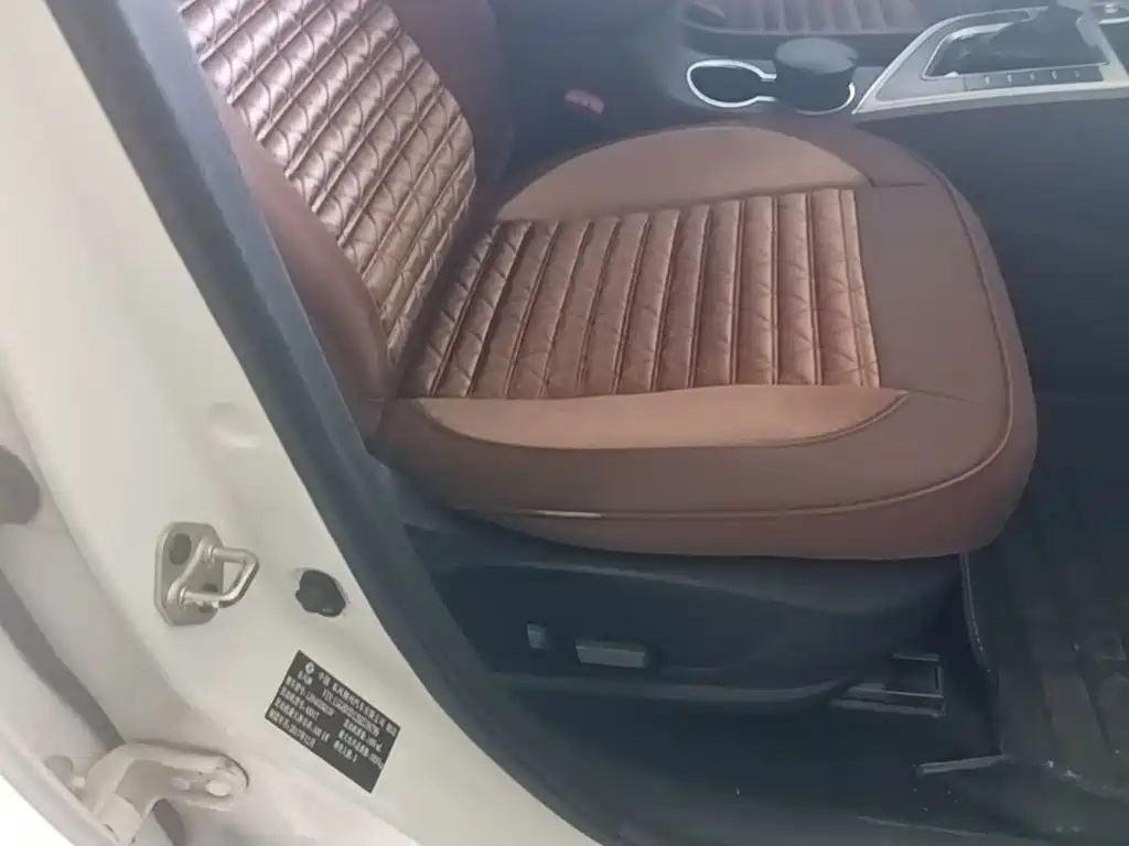 Dongfeng Fengxing Jingyi X5 2018 2017 Joy Series 1.5T CVT Smart Connect