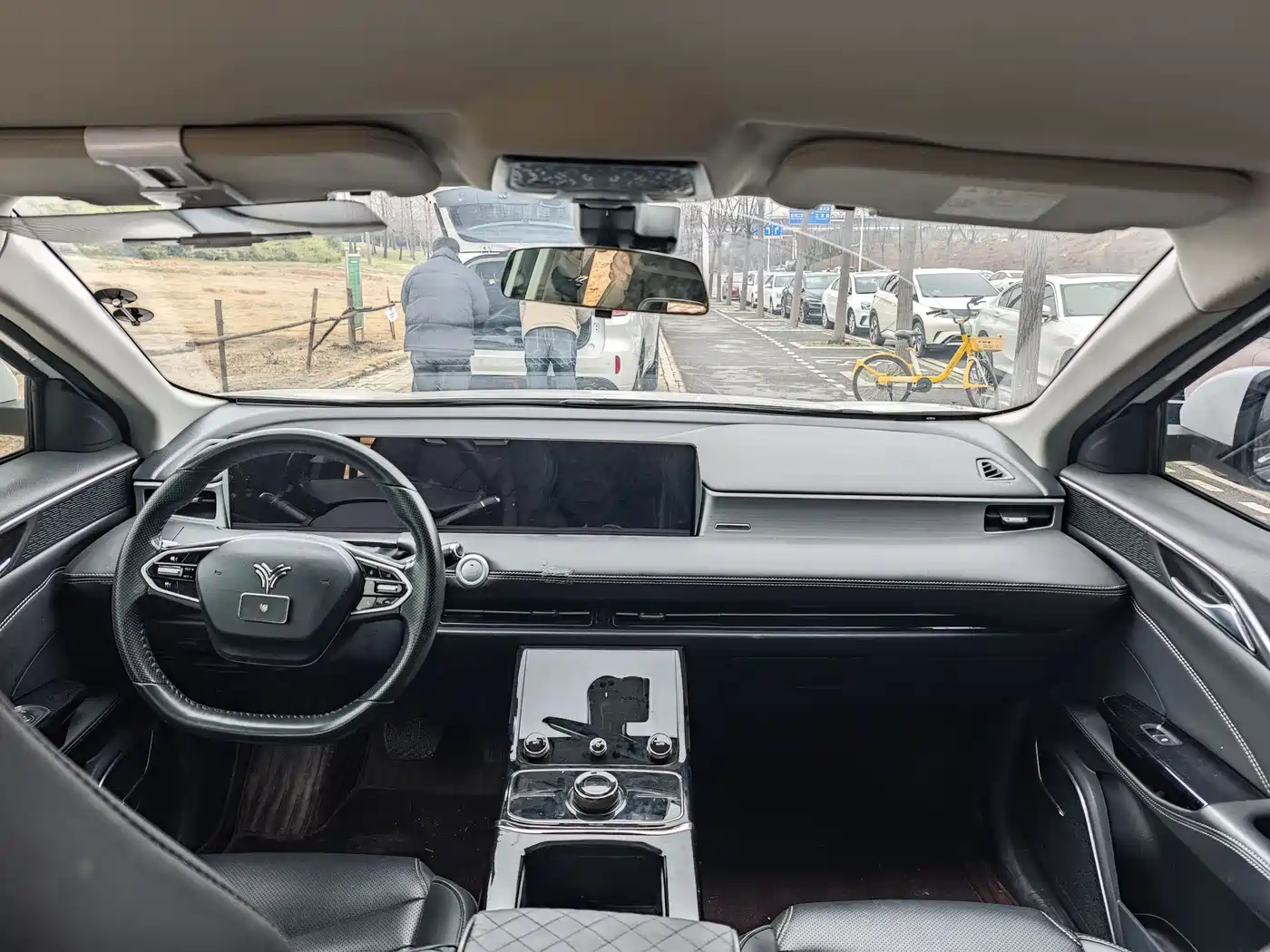 NEZHA AUTOMOBILE NEZHA U