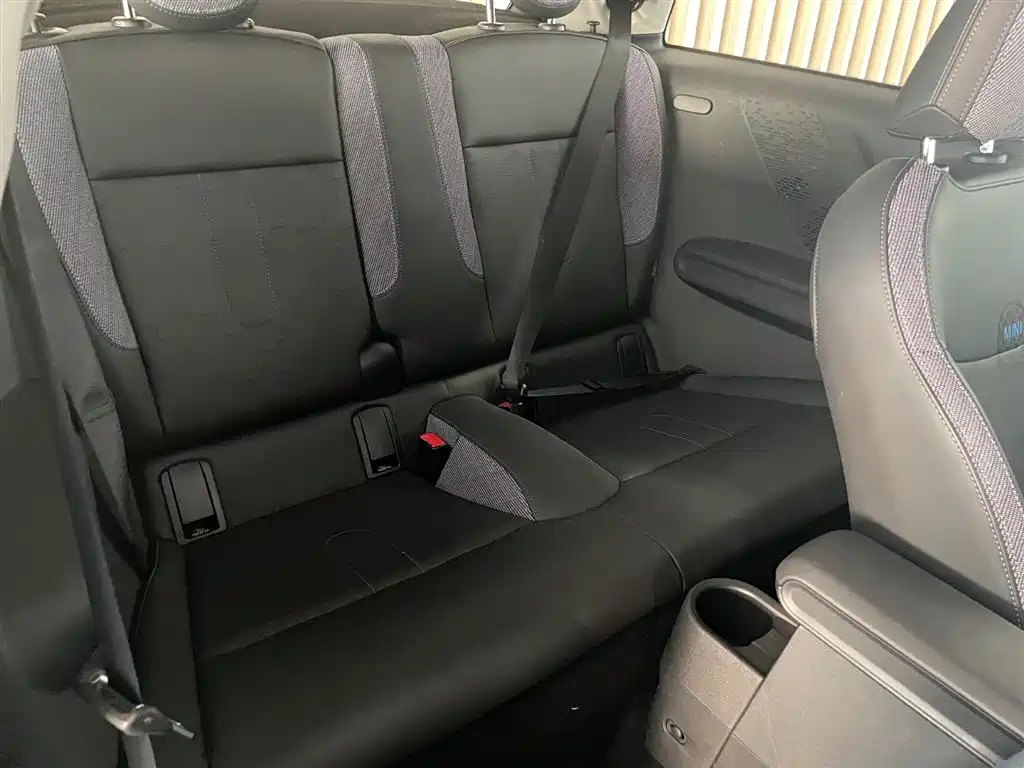 MINI MINI 2025 2025 1.5T COOPER Classic