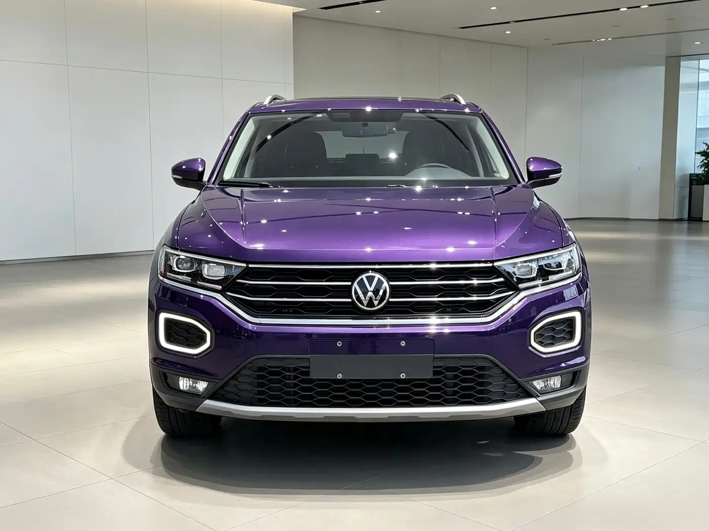 Photo 2 - Volkswagen T-ROC