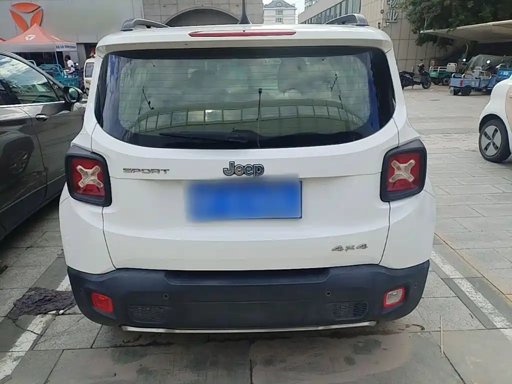 Jeep Renegade 2018 2018 Connected Large Screen Edition 180T Automatic High Energy
