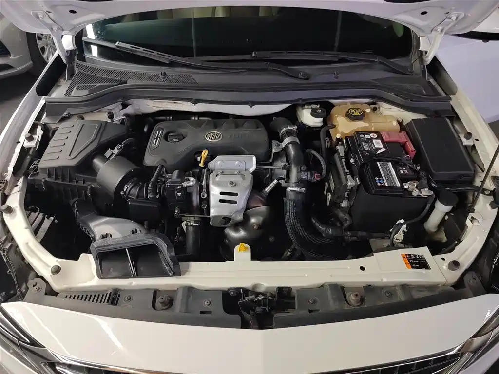 Buick Excelle 2019 15T DCT Connected Elite (China V) фото 13