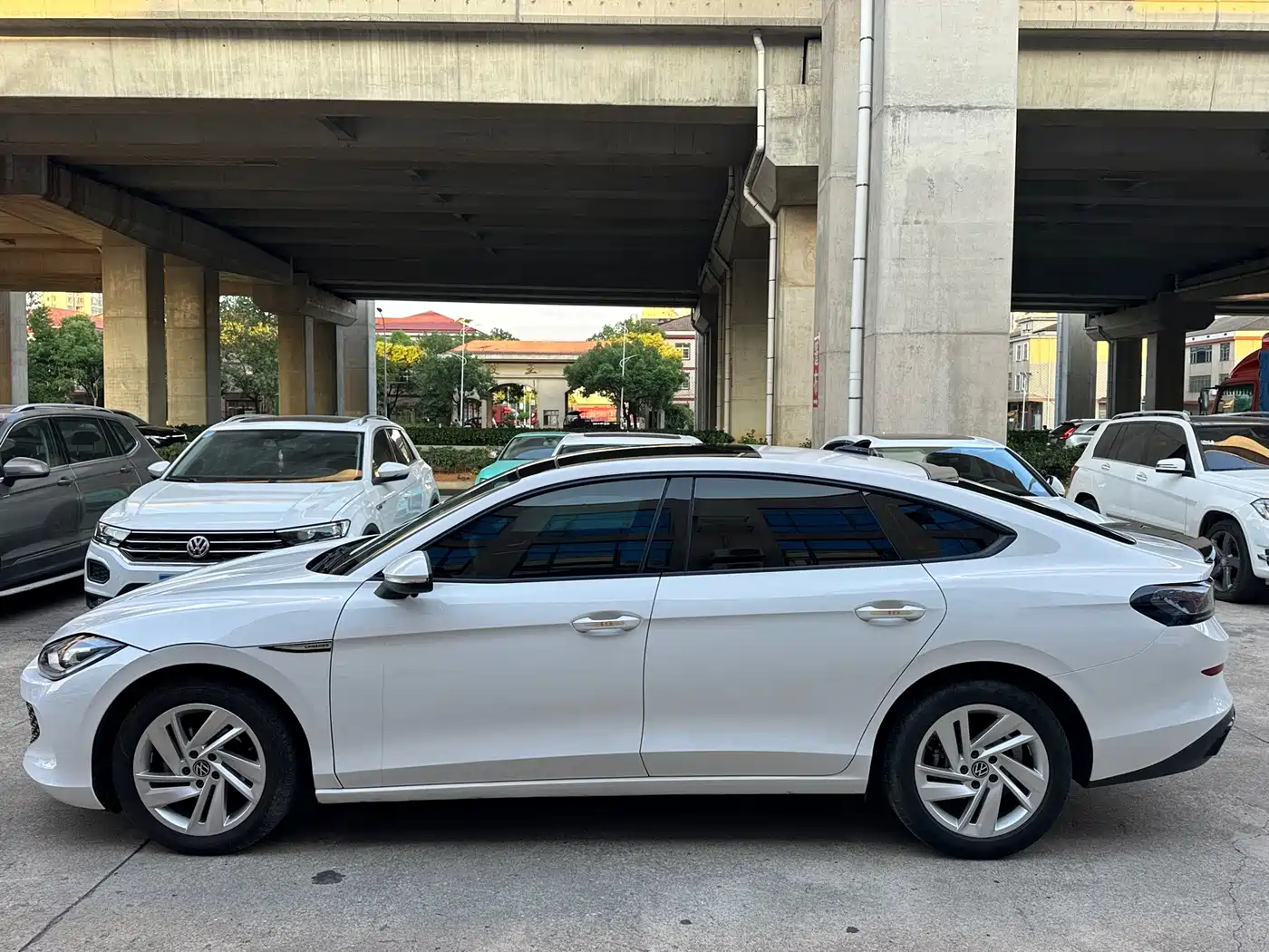 Volkswagen Lamando, миниатюра 12