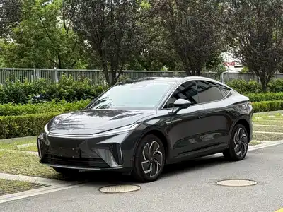 Roewe R7