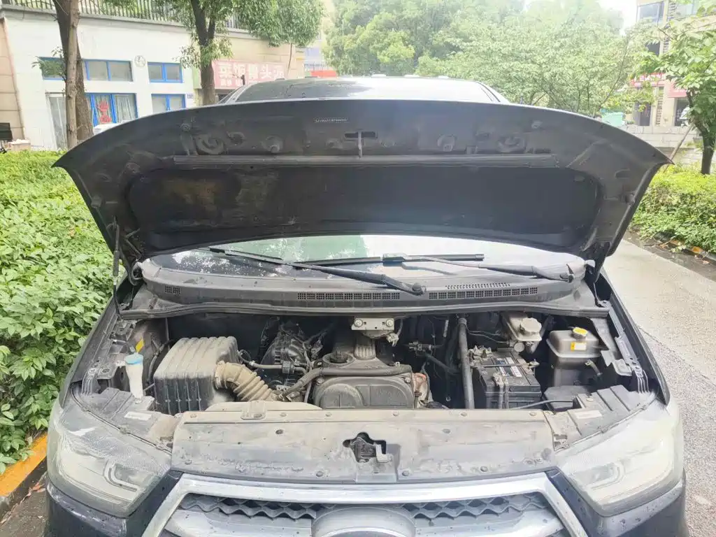 JAC Refine Refine M4 2017 2016 2.0L Manual Luxury