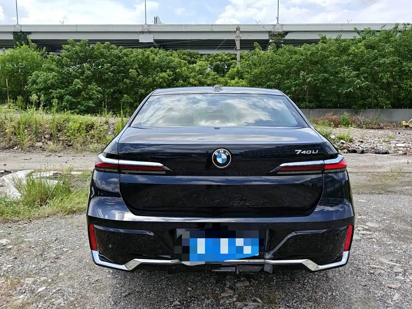BMW 7 Series 2025 2023 Model 740Li Leading M Sport Package
