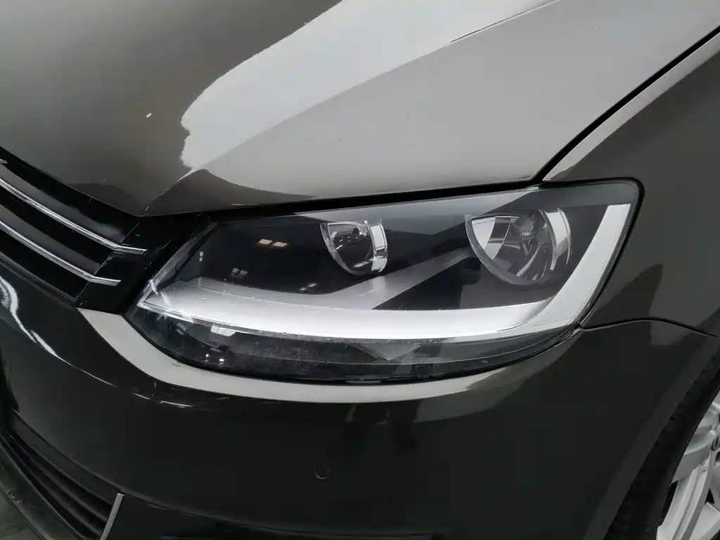 Фото 7 - Volkswagen Sharan