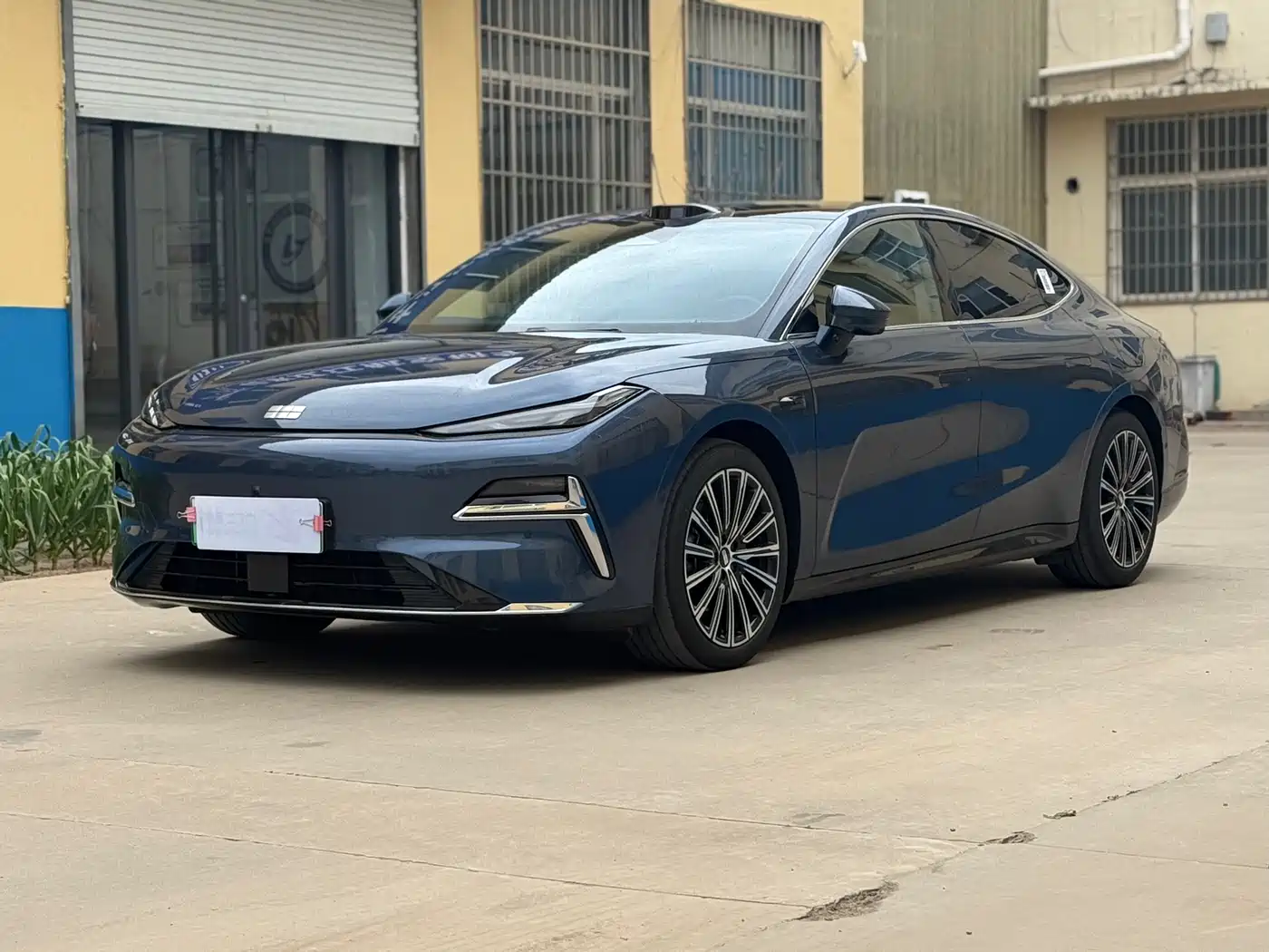 GEELY GALAXY GALAXY SPARKLE 8