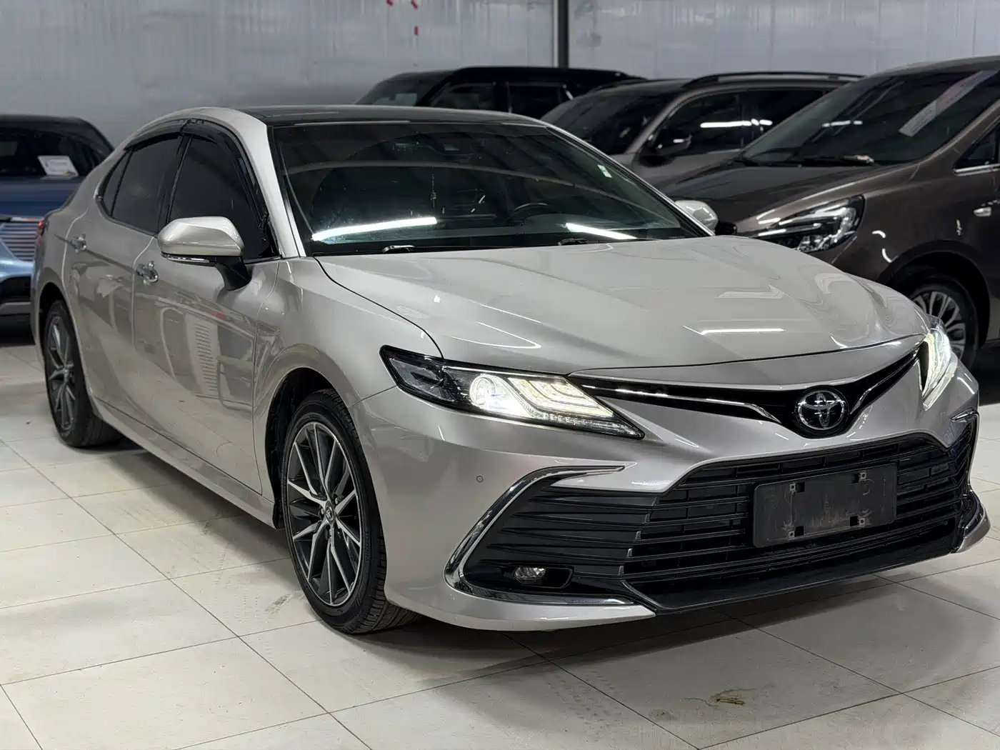Toyota Camry 2021 2.5G Luxury Edition фото 3