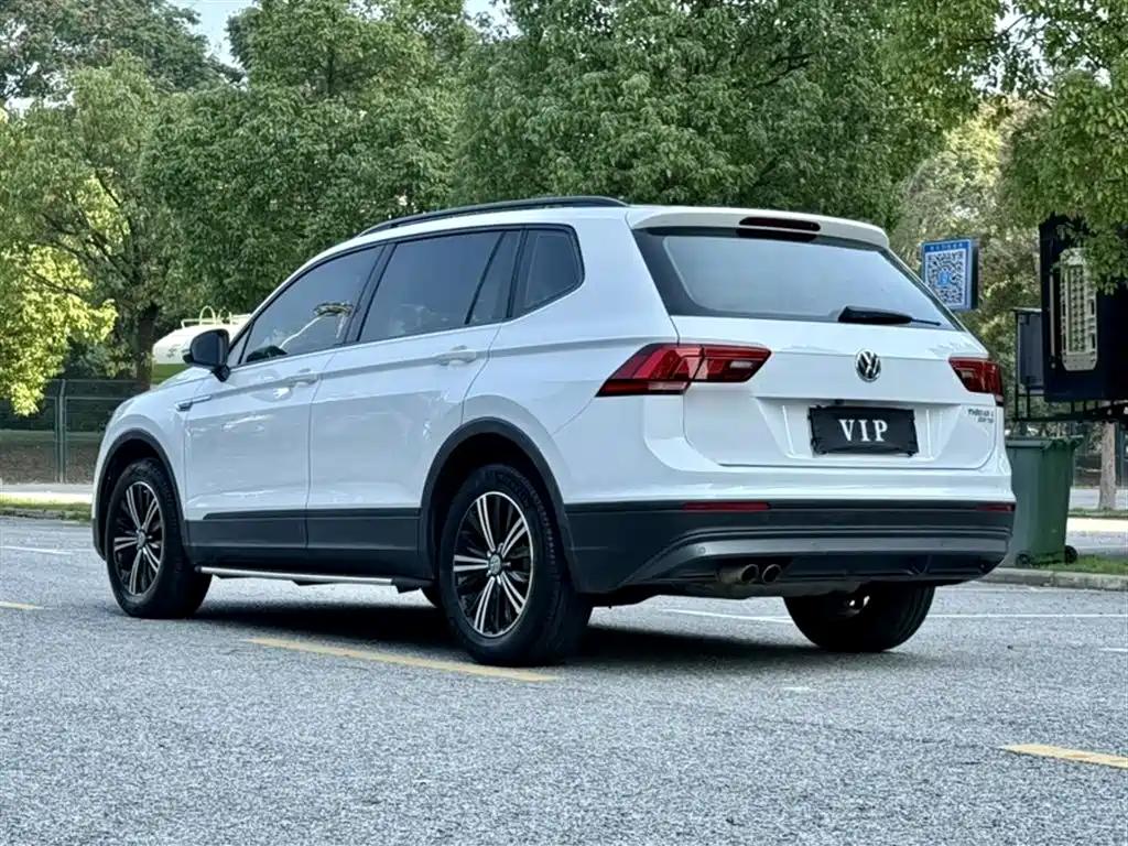 Volkswagen Tiguan L 2019 330TSI Automatic 2WD Trend Edition China VI фото 18
