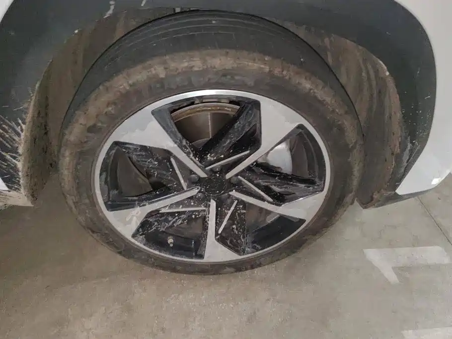 Geely Galaxy Galaxy L7 2023 2023 1.5T 115km Starship