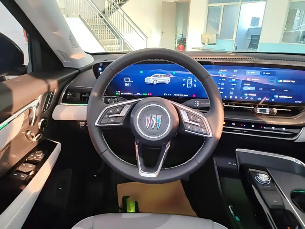 Buick E5 2024 2023 Premium Standard Range Edition