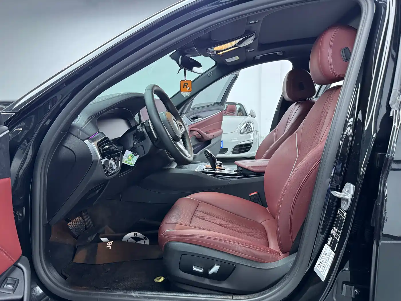 BMW 5 Series 2021 530Li Leading M Sport Package фото 4