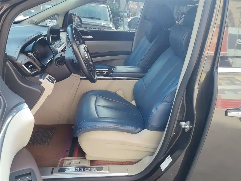 Buick GL8 2021 Land Business Class 652T Luxury фото 15
