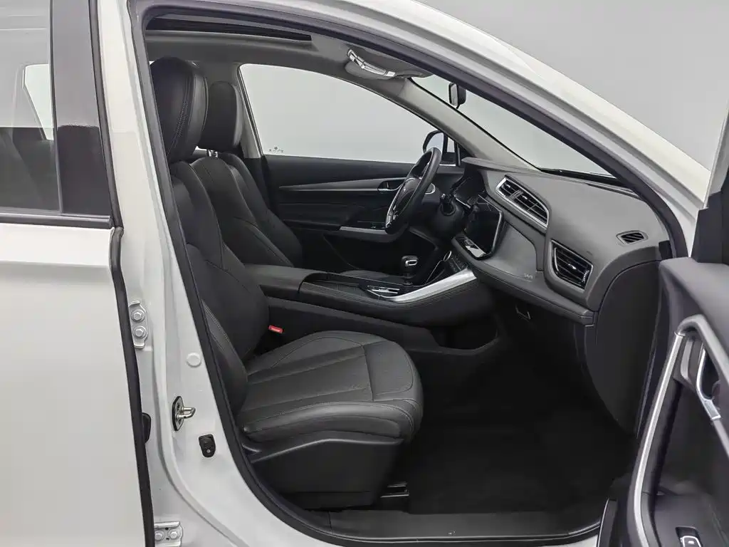Dongfeng Aeolus Dongfeng Fengshen AX7 2021 2021 1.5T Manual Premium Edition