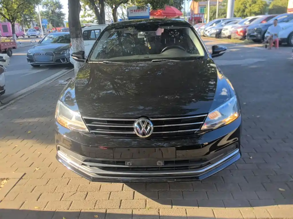 Photo 3 - Volkswagen Sagitar