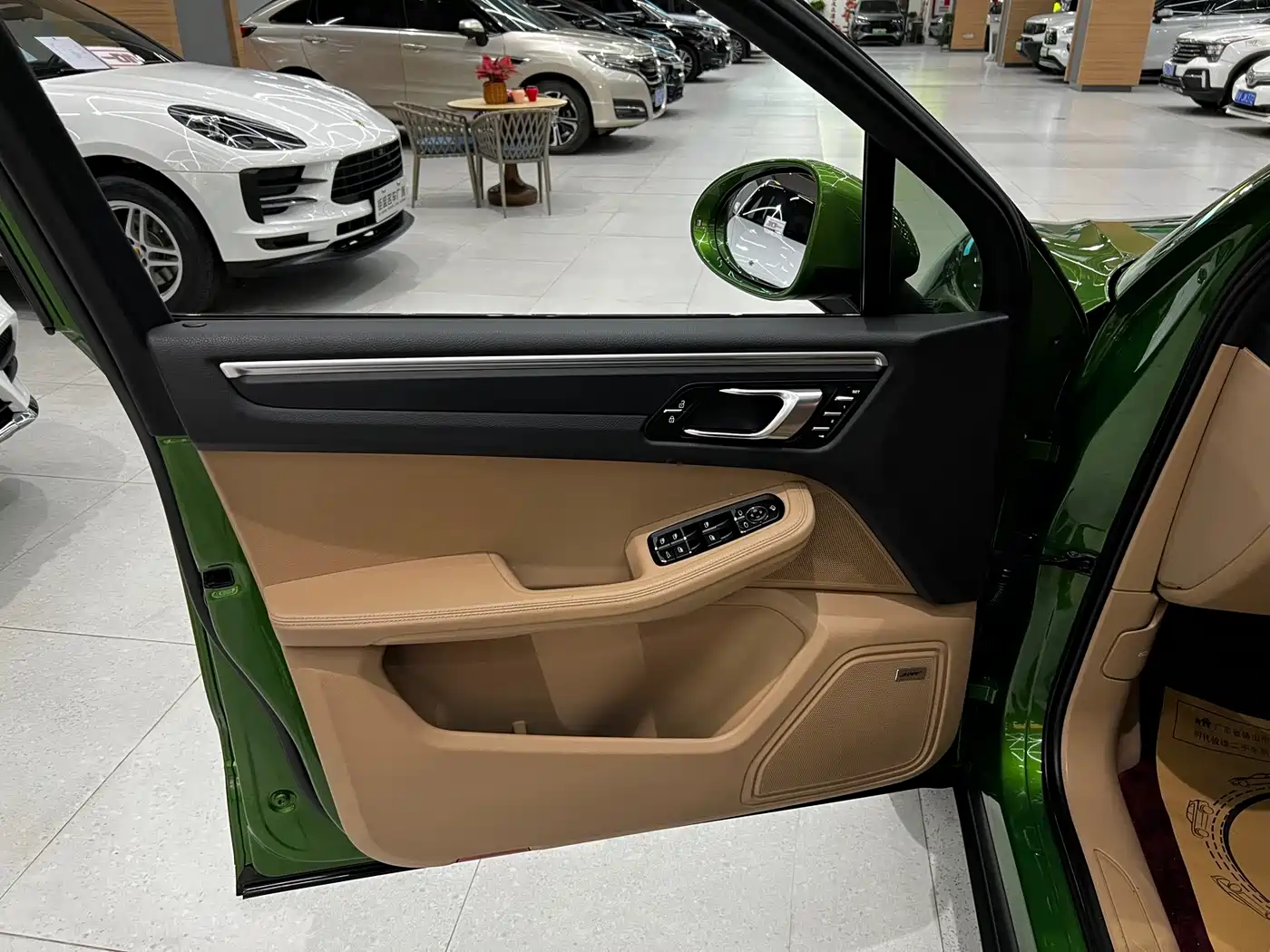 Porsche Macan 2018 Macan 2.0T фото 12