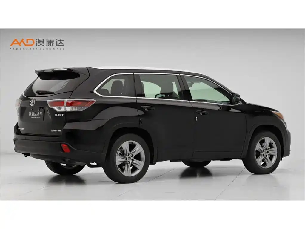 TOYOTA HIGHLANDER