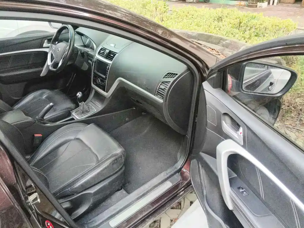 Geely Emgrand 2016 2016 Sedan 1.5L Manual Up Version