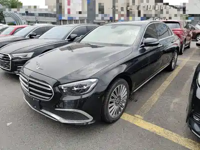 Mercedes-Benz E