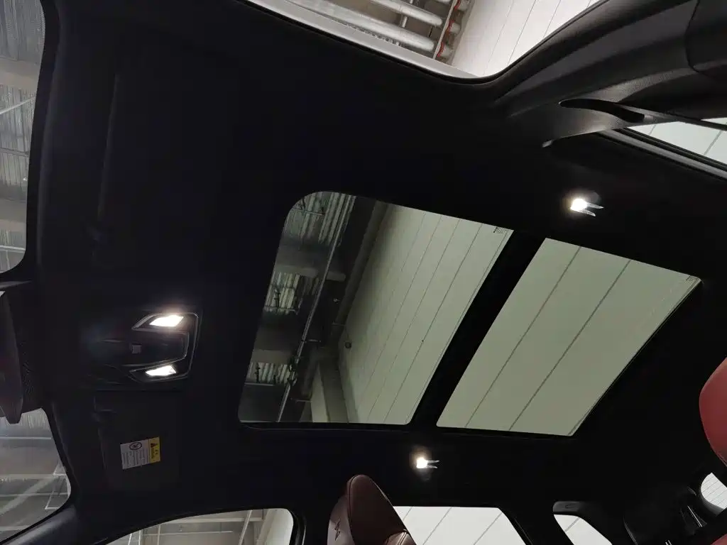 Фото 14 - Changan Oshan Z6