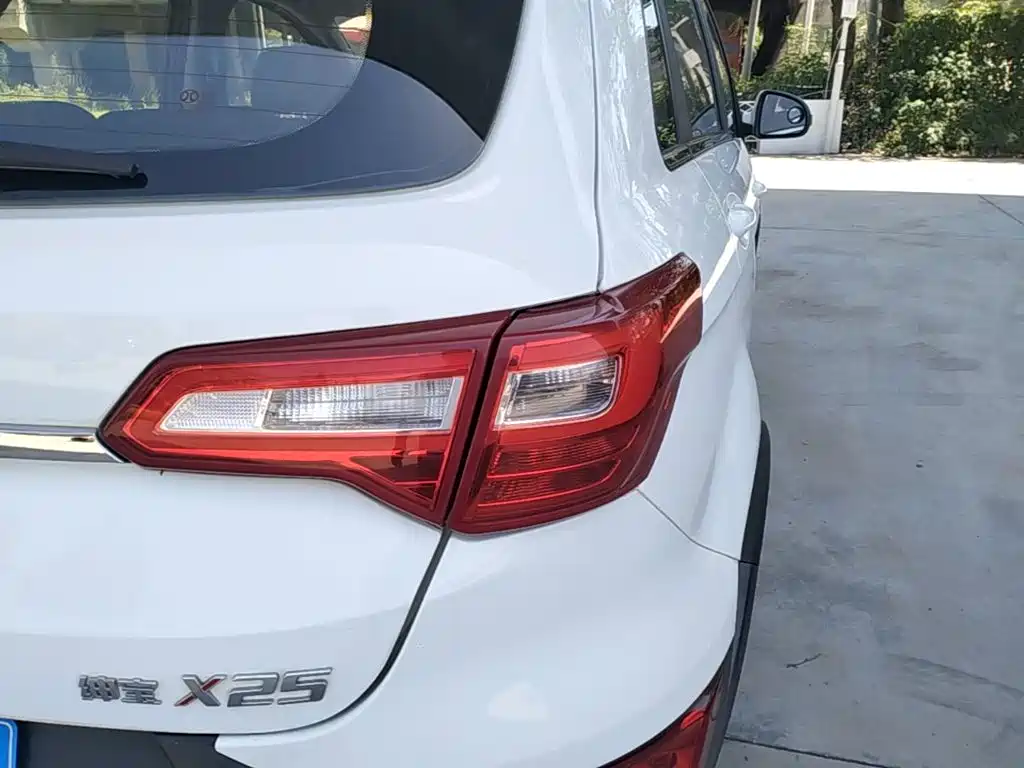 BAIC Senova X25 2017 2015 1.5L Manual Elite Type