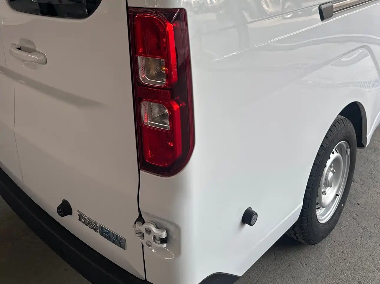 Wuling Motors Wuling Yangguang 2026 2025 400km Bus Comfort Edition