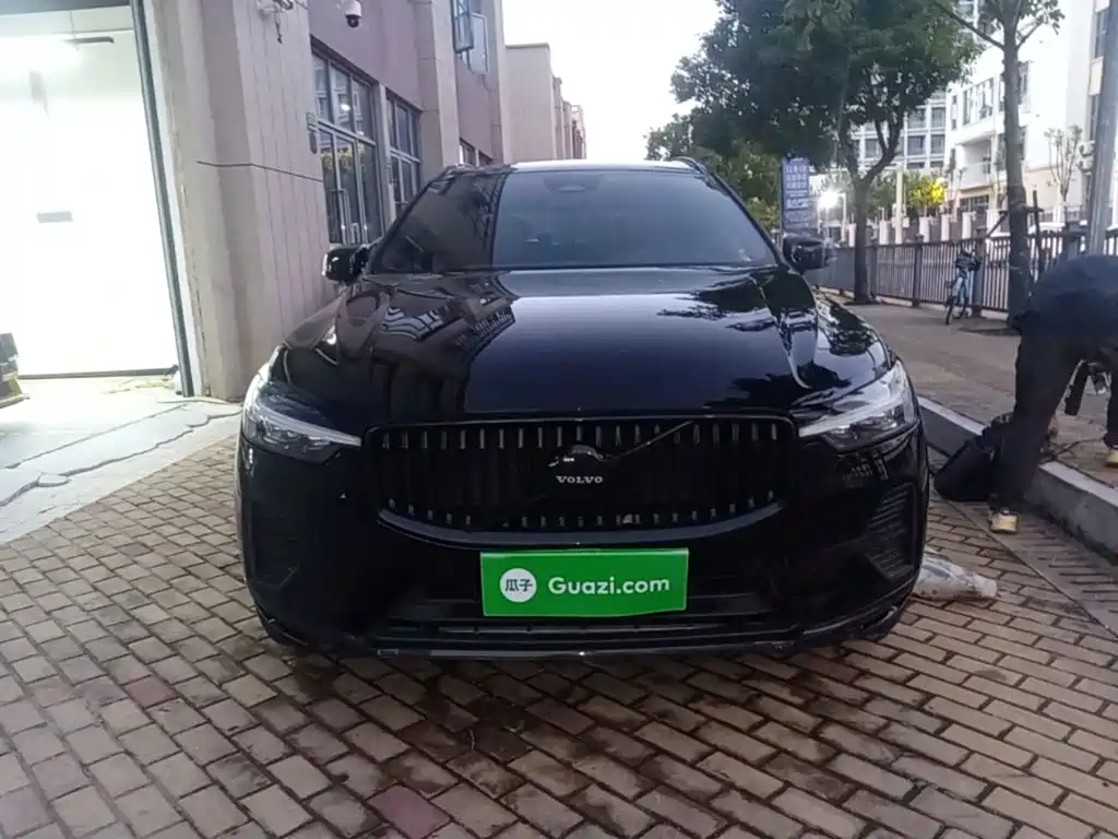 Volvo XC60 2025 2025 B5 AWD Smart Luxury Edition