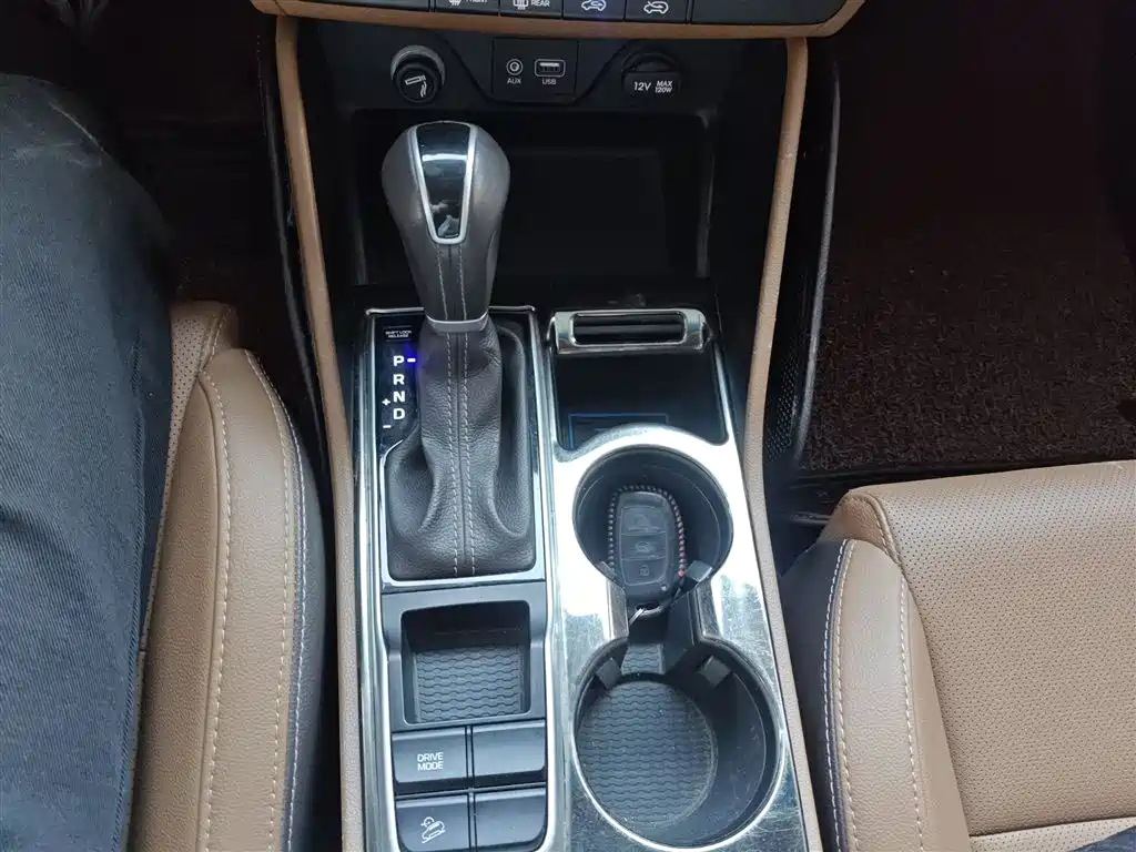 Hyundai Tucson 2015 1.6T Dual Clutch 2WD Smart фото 10