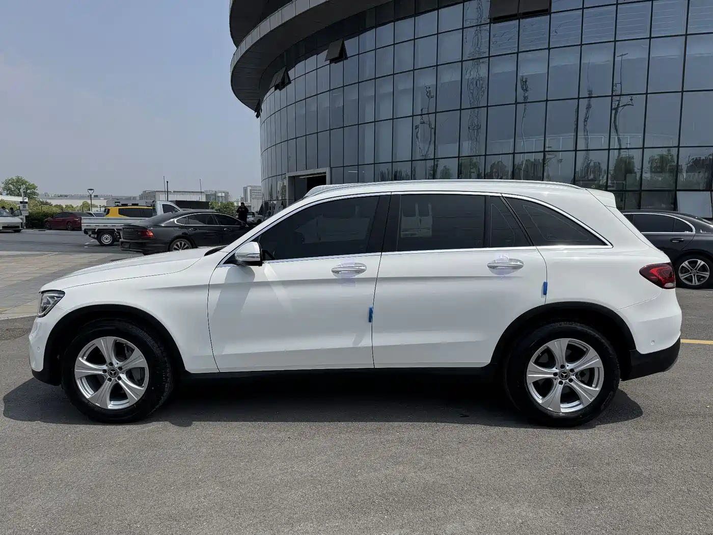 Mercedes-Benz GLC 2020 GLC 260 L 4MATIC Dynamic фото 5