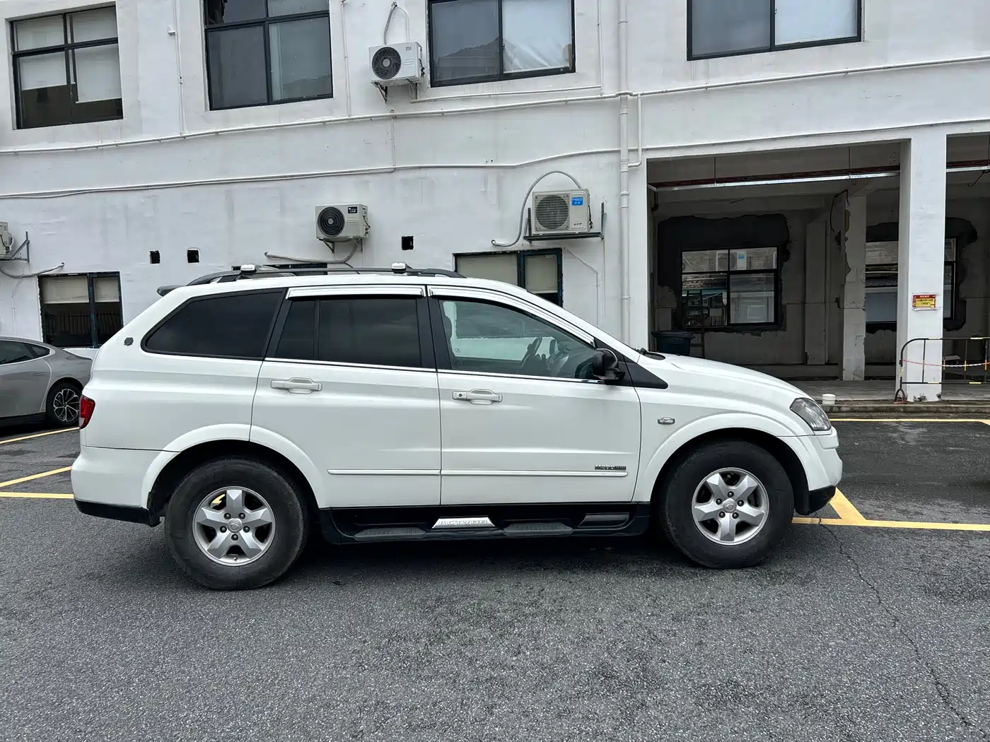SsangYong Actyon 2014 2011 2.0T 2WD Elite Navigation