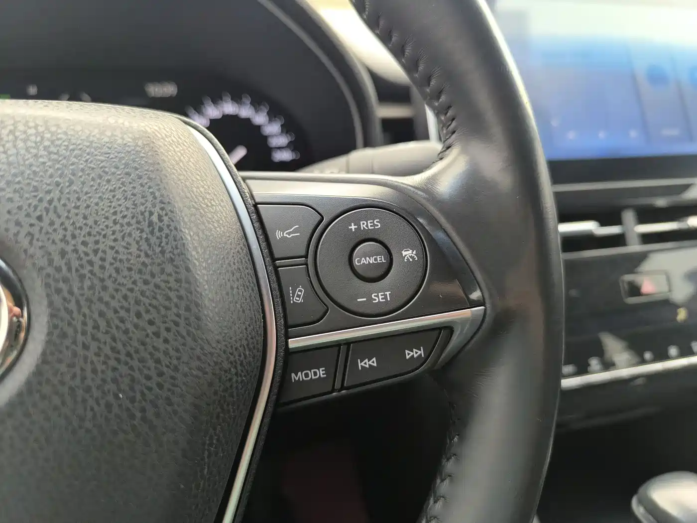 Toyota Avalon 2023 2.5L Luxury Edition фото 20