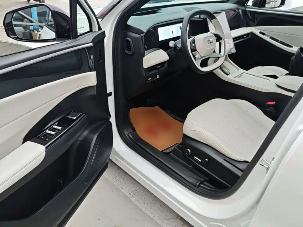 Geely Galaxy Galaxy L7 2023 2023 1.5T 115km Starship