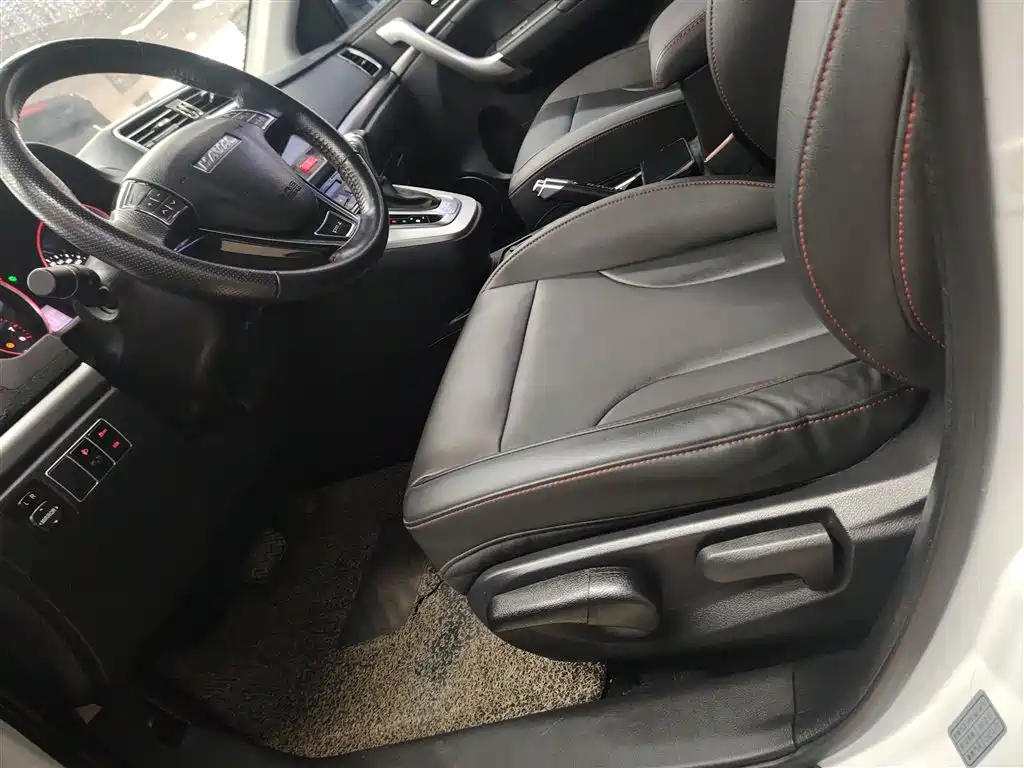 Haval M6 2017 1.5T Automatic 2WD Elite фото 15
