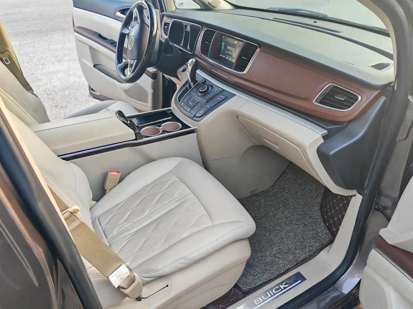 Buick GL8 2017 25S Premium Model China V фото 4