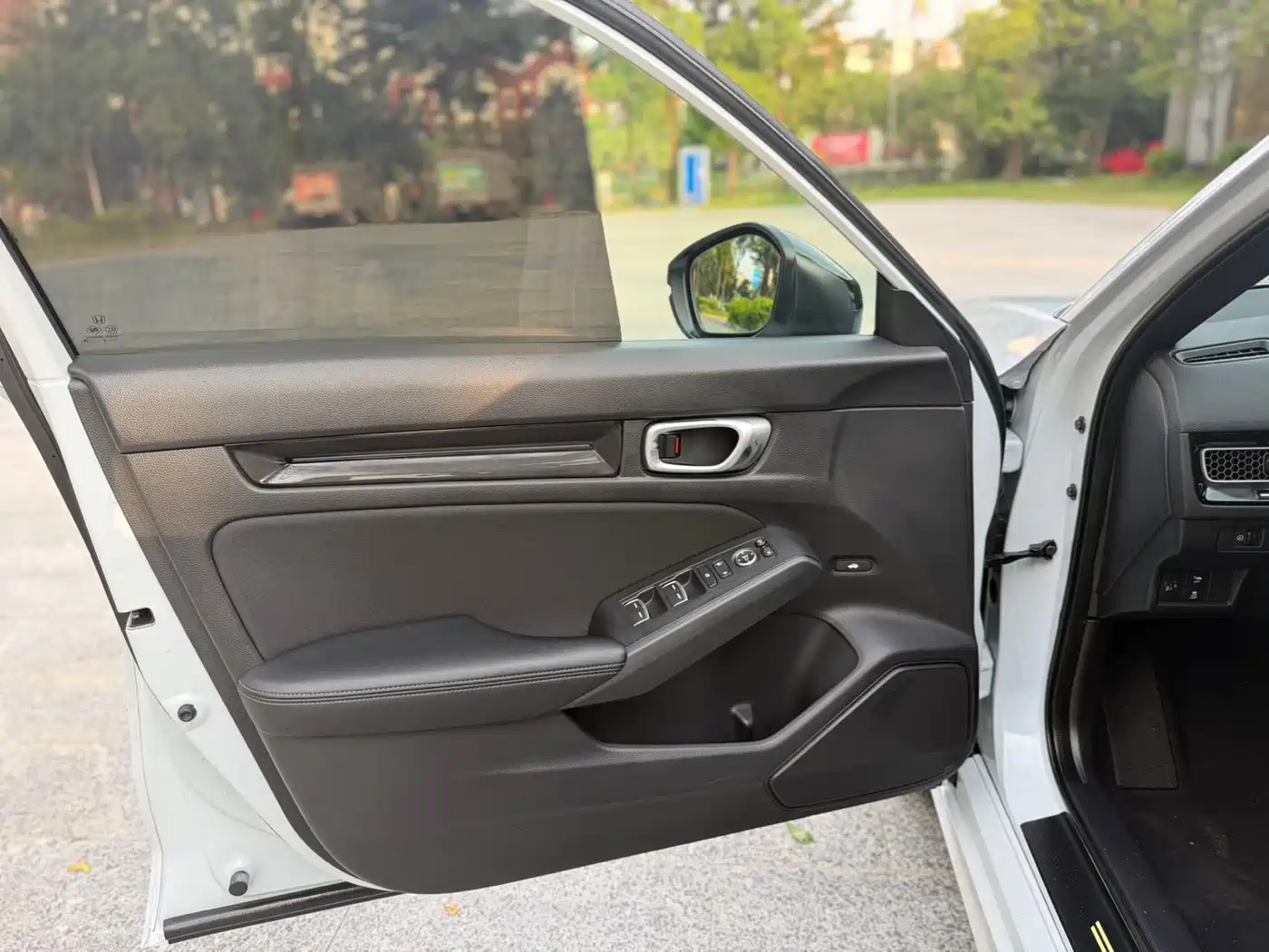 Honda Civic 2025 2025 2.0L e:HEV Hybrid Pro