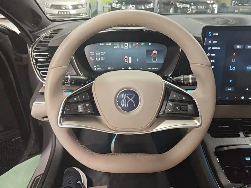 BYD Han 2025 2025 DM-i 125KM LiDAR Smart Driving