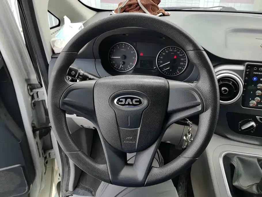 JAC Refine M3 2023 2023 PLUS 1.5T Classic 5/7-seater