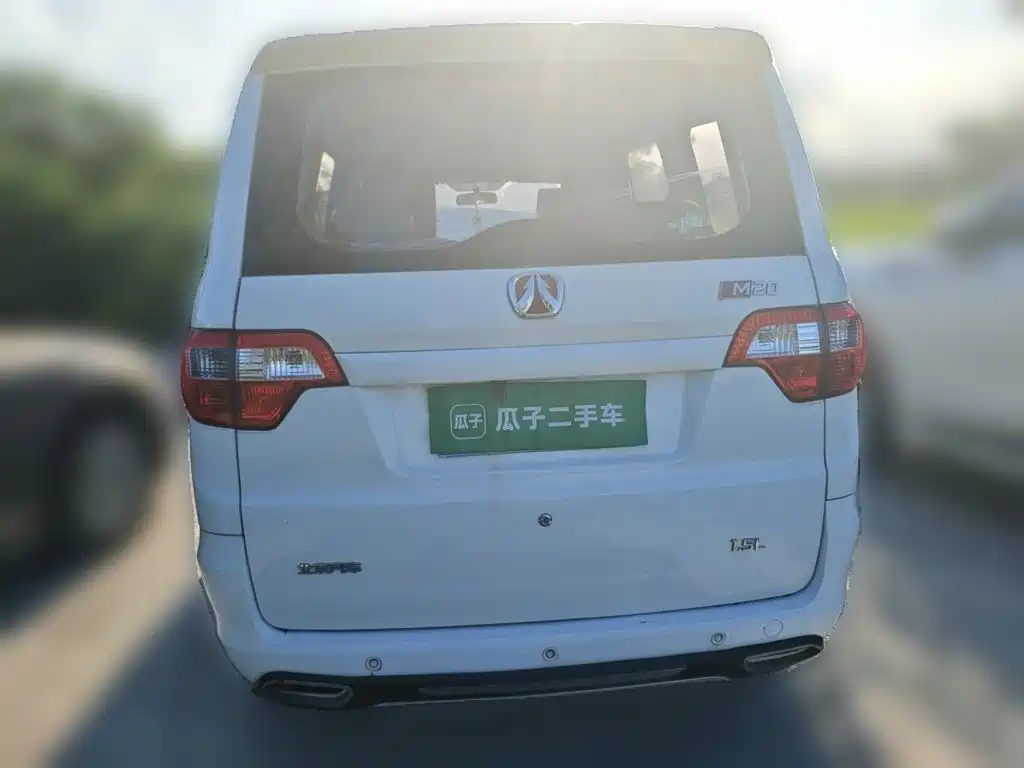 BAIC Weiwang M20 2016 2014 1.5L Utility BJ415A