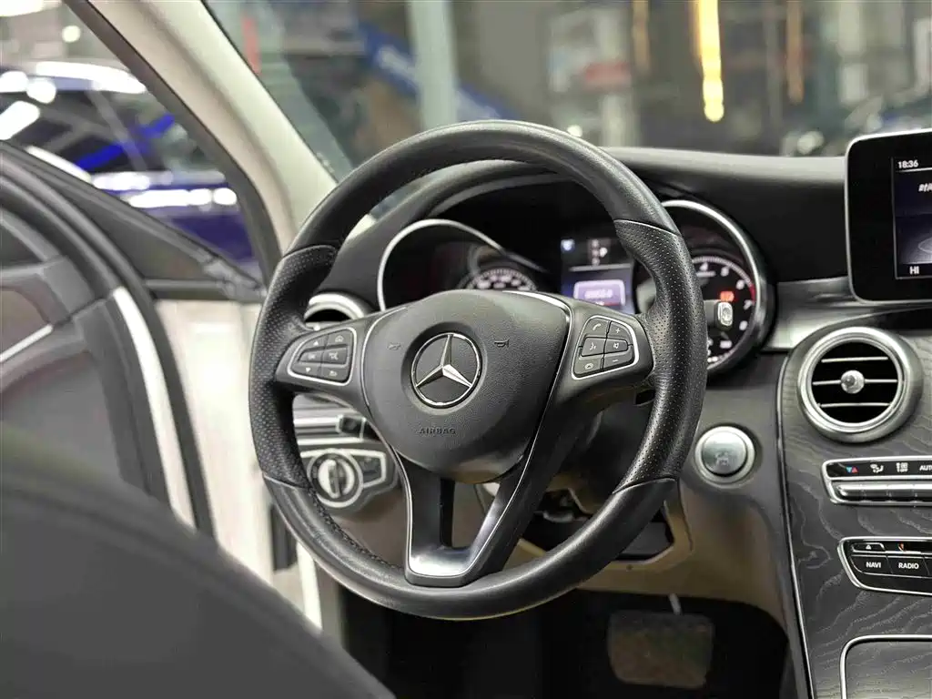 Mercedes-Benz C-Class (Import) 2017 Facelift C 200 Estate фото 10
