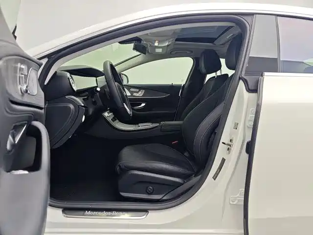 Mercedes-Benz CLS 2021 CLS 300 Sport фото 16