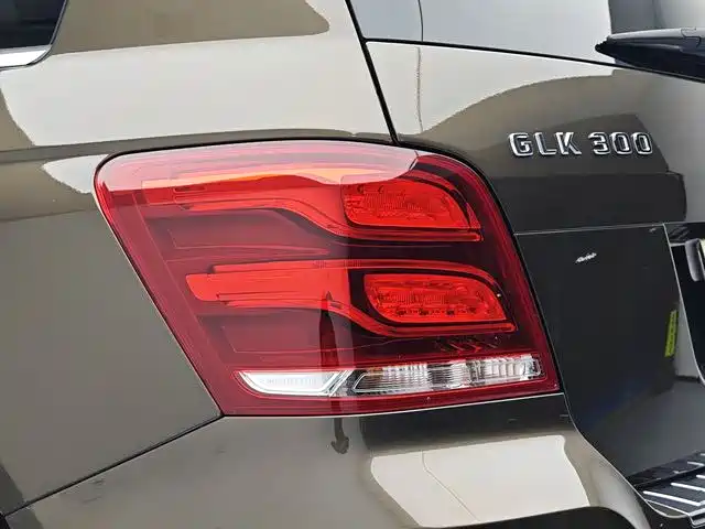Mercedes-Benz GLK-Class 2013 GLK 300 4MATIC Dynamic Sunroof фото 15
