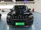 Фото 3 - Jeep Grand Commander