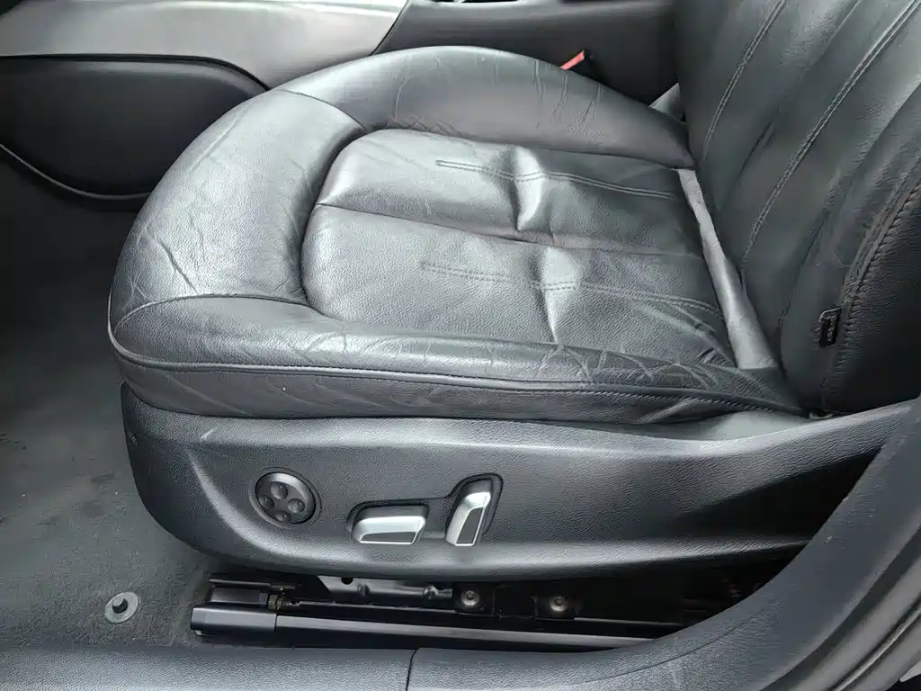 Photo 20 - Audi A6L