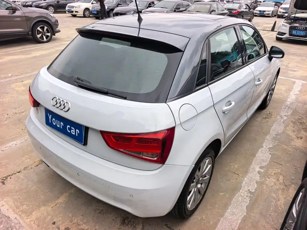 Фото 5 - Audi A1